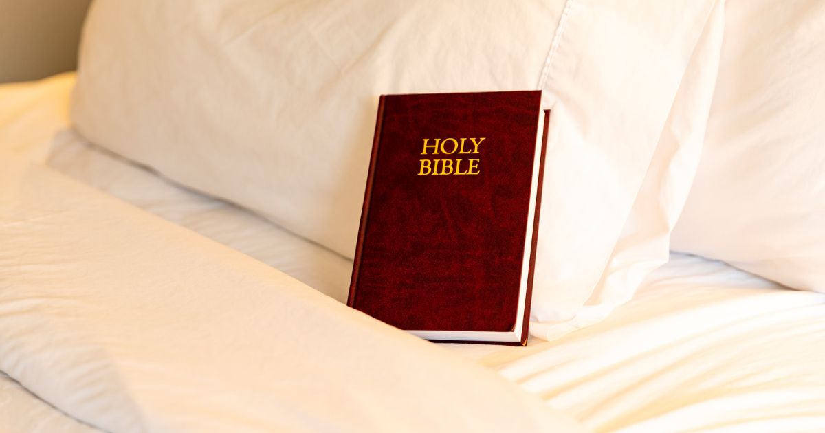 faith-hospitality-why-do-hotels-have-bibles