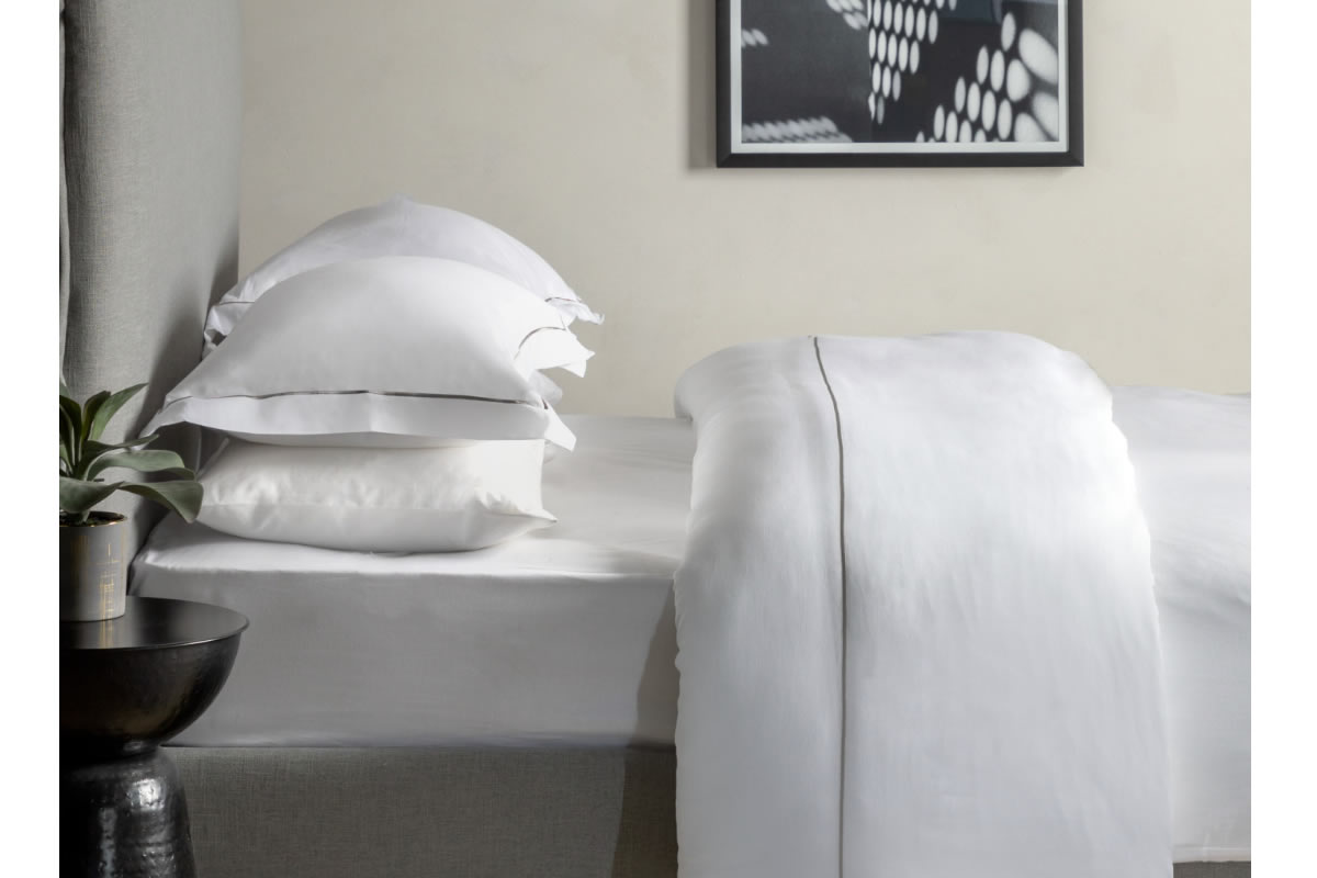 View King Size Cotton Carnaby Duvet Set White Charcoal information